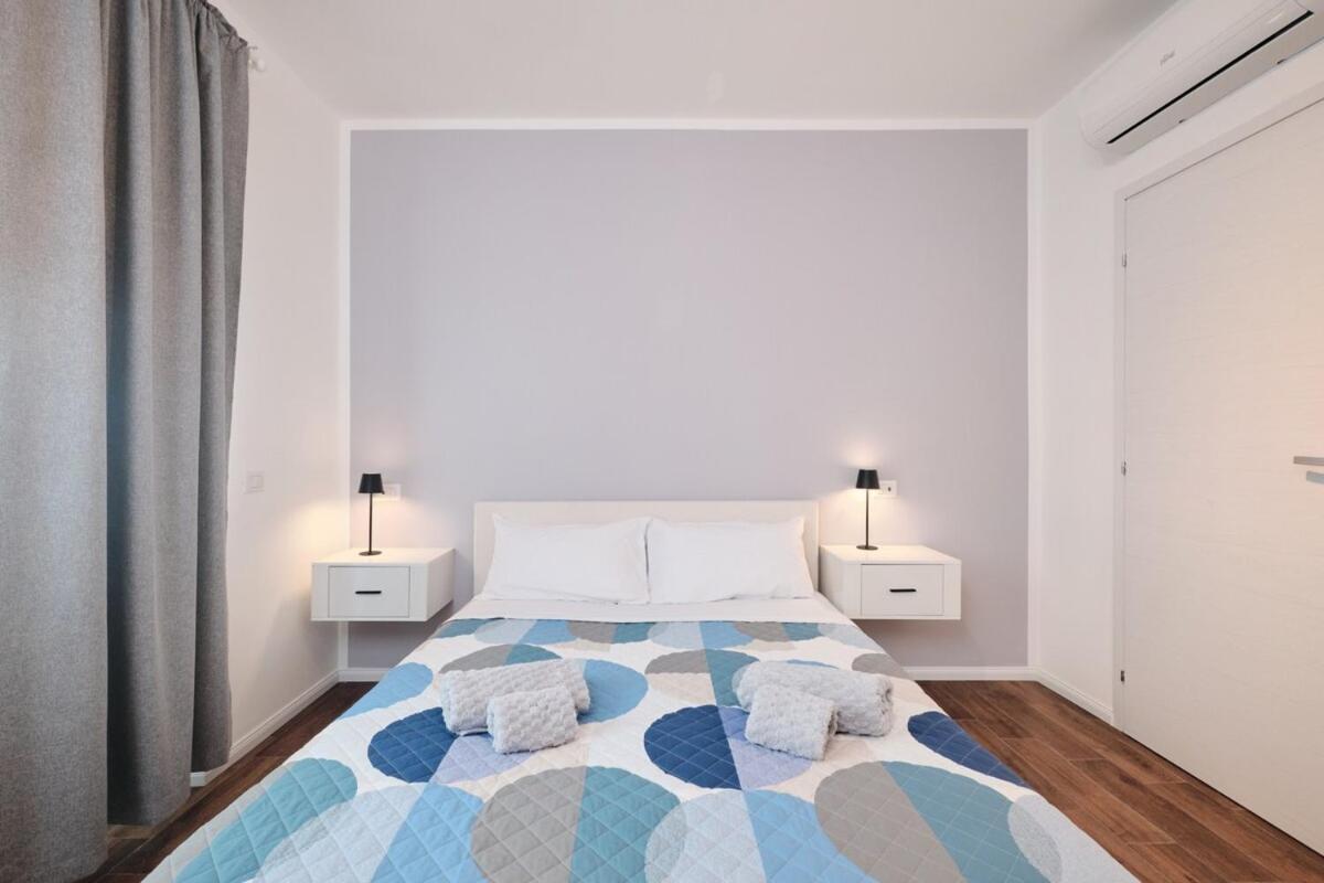 Apartment New Gens Iulia 2 Min Da Stazione Trastevere *