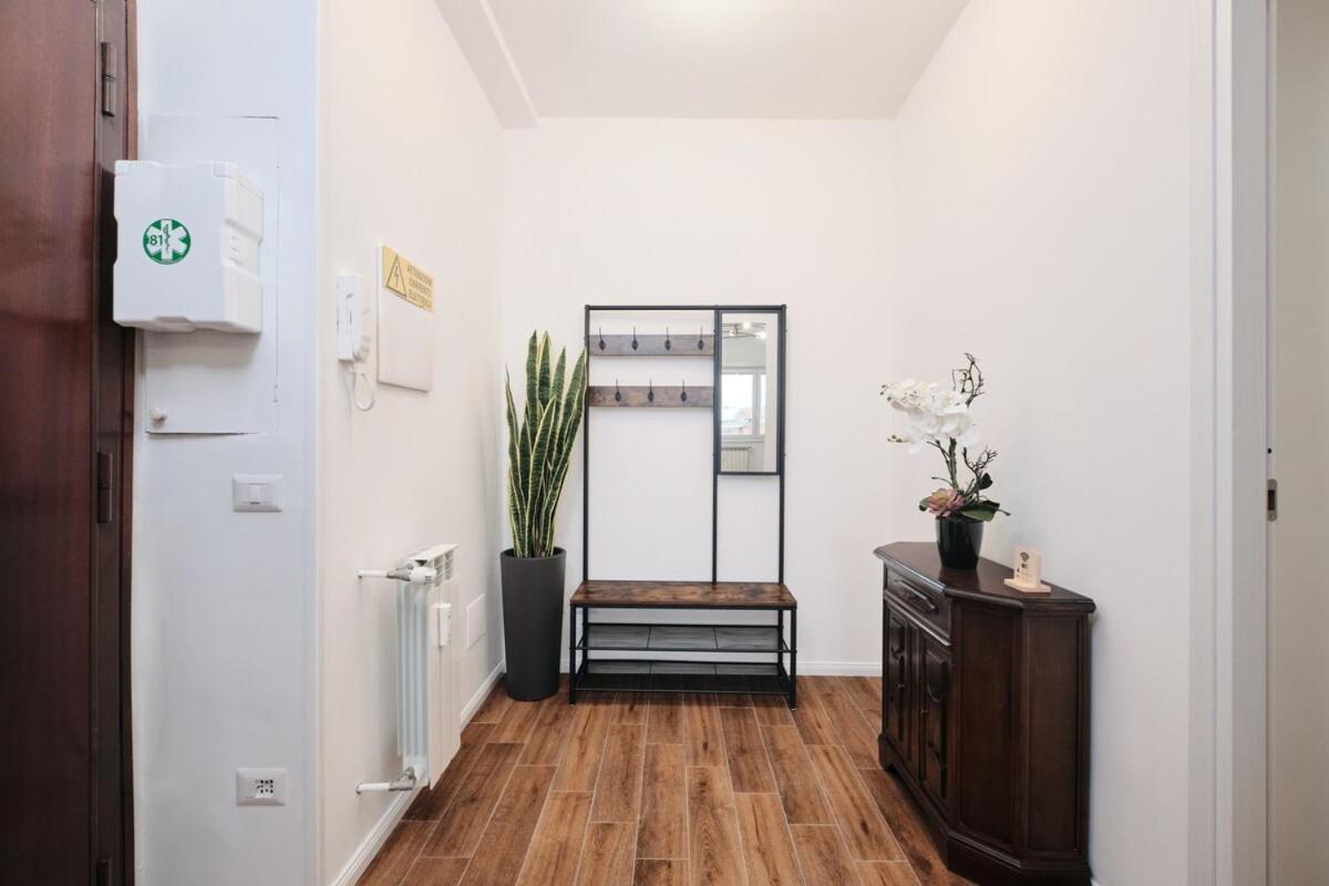 New Gens Iulia 2 Min Da Stazione Trastevere Apartamento *